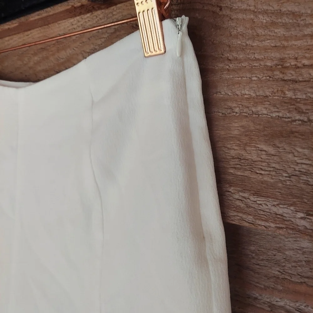 Lush Off White Shorts with Scallop Hem Size Medium